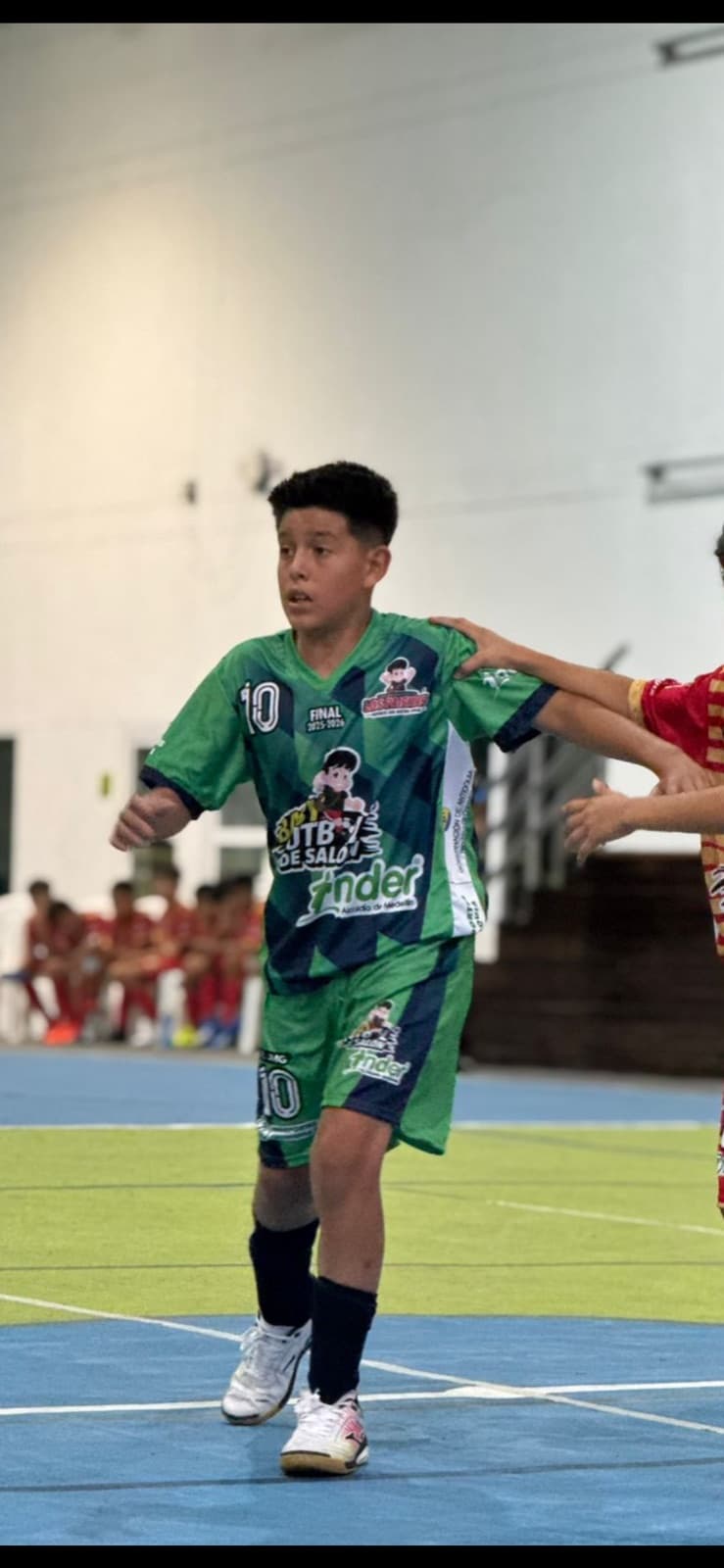 Posada en juego durante la final de fútbol de salón
